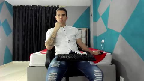 SIMON KELER online show from January 2025 07:42:01 AM