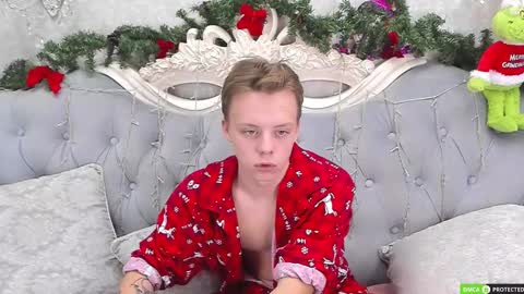 Snapshot of simonwarner chatting on December 2025 08:21:02 AM Simon online show from December 2025 08:21:02 AM