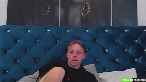 Snapshot of simonwarner chatting on February 2026 06:40:02 AM Simon online show from February 2026 06:40:02 AM