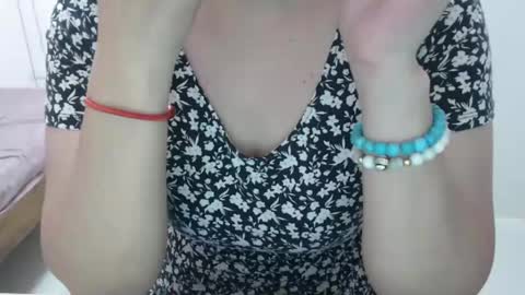 simplesindyxx online show from March 2025 09:42:01 AM