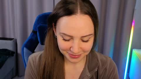 Snapshot of simplyzoe chatting on February 2026 04:11:01 AM Zoe online show from February 2026 04:11:01 AM