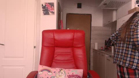 simyhvn online show from April 2026 08:07:02 AM
