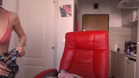simyhvn online show from May 2026 05:58:01 AM