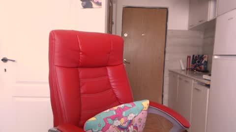 simyhvn online show from May 2026 10:36:01 AM