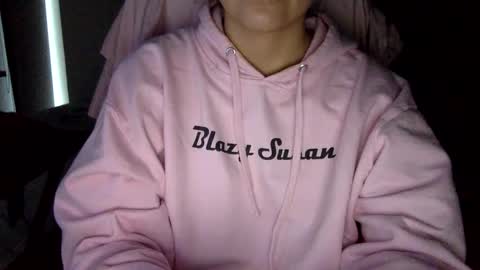 Snapshot of sindrastone chatting on January 2025 11:50:01 PM Sindra online show from January 2025 11:50:01 PM