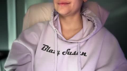 Snapshot of sindrastone chatting on September 2025 03:34:01 PM Sindra online show from September 2025 03:34:01 PM