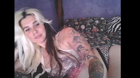 Snapshot of sindyrocker89 chatting on July 2026 09:19:02 PM Aussie Sindy Rocker online show from July 2026 09:19:02 PM