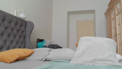 Lina online show from May 2026 07:13:02 AM