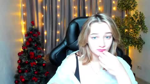 Sinty Noria online show from December 2024 01:04:02 AM