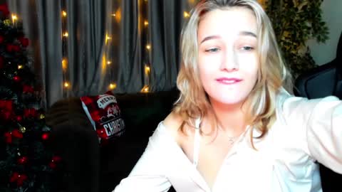 Sinty Noria online show from January 2025 04:11:02 AM