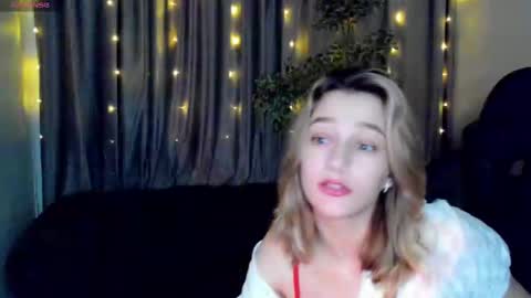 Sinty Noria online show from February 2025 04:14:02 AM