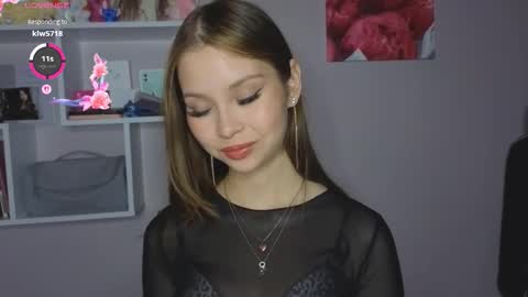 Emma online show from December 2025 10:30:01 AM