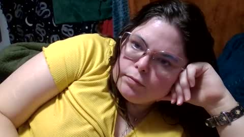 Siofra online show from April 2026 06:35:02 PM