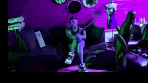 Snapshot of siphonophorslaysstrings chatting on February 2026 03:48:02 AM Unbridledfuckingcrazy online show from February 2026 03:48:02 AM