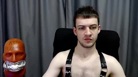 Sir Damien online show from November 2025 08:55:01 PM