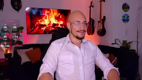 Snapshot of sir_wllliam chatting on March 2026 11:44:02 PM William independent models online show from March 2026 11:44:02 PM