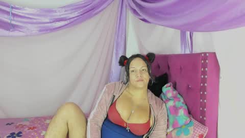 Snapshot of sirena_dirtysexxx chatting on September 2025 03:32:01 AM Sirena Fuentes online show from September 2025 03:32:01 AM