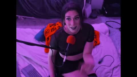 Snapshot of sirensasha chatting on February 2025 03:48:01 AM SirenSasha online show from February 2025 03:48:01 AM