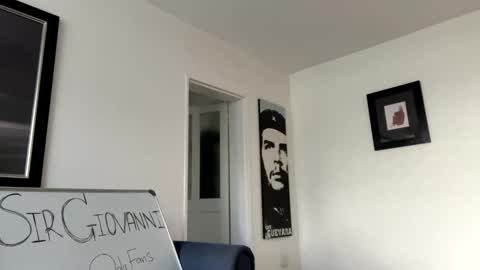 Snapshot of sirgiovanni chatting on February 2025 04:02:01 PM Giovanni online show from February 2025 04:02:01 PM