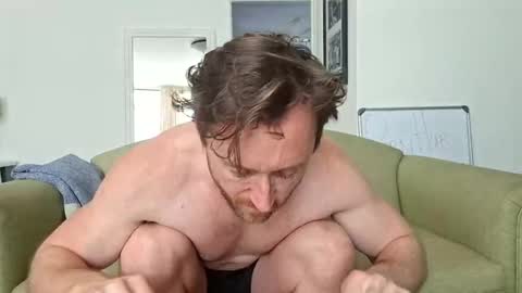 Snapshot of sirgiovanni chatting on October 2025 09:18:02 AM Giovanni online show from October 2025 09:18:02 AM