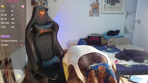 siriss_boyrag online show from December 2025 11:53:01 PM