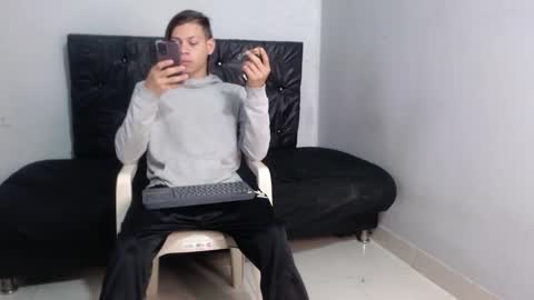 Snapshot of sirryant chatting on February 2026 12:10:02 PM SIR RYANT online show from February 2026 12:10:02 PM