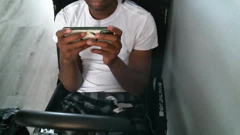 Snapshot of sirthedom chatting on October 2025 06:17:02 PM sirthedom online show from October 2025 06:17:02 PM