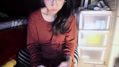 Snapshot of sisi_baby chatting on September 2025 04:45:01 PM julila online show from September 2025 04:45:01 PM