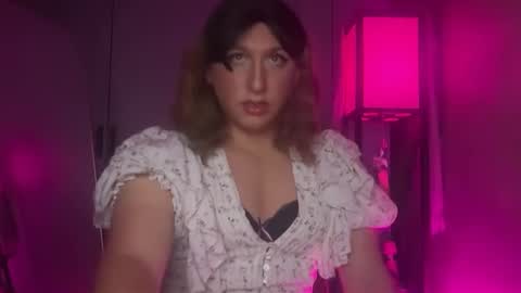 sissymaddieee online show from March 2026 04:59:01 PM