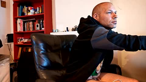 Petra online show from April 2026 06:55:02 PM