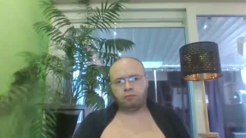 Snapshot of sixten113 chatting on February 2026 08:10:01 AM sixten113 online show from February 2026 08:10:01 AM