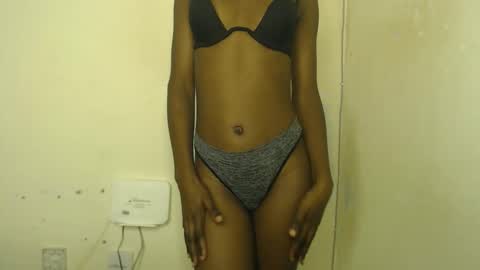 sizzly_ass online show from April 2026 08:25:02 PM