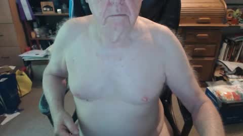 sjbottomboi online show from May 2026 03:32:01 PM