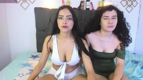 Snapshot of skarleth_and_lily chatting on February 2025 11:50:02 AM Skarleth and Lily online show from February 2025 11:50:02 AM