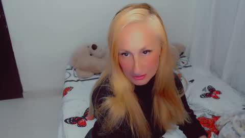 Arlett online show from December 2025 11:17:01 AM