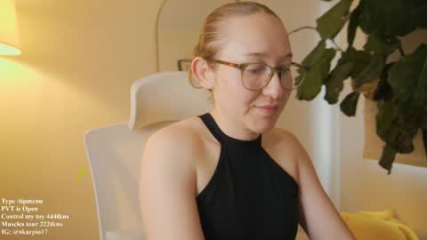 Im Scarlett  ONLINE  5pm-10pm NYC time  online show from May 2026 08:38:02 PM