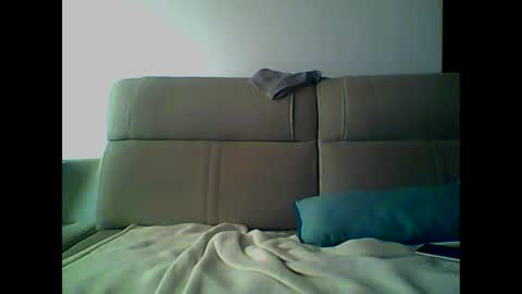 Snapshot of skater19xxx chatting on January 2025 04:23:01 PM miguel online show from January 2025 04:23:01 PM