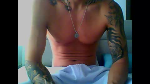 Snapshot of skater19xxx chatting on January 2025 04:55:02 PM miguel online show from January 2025 04:55:02 PM