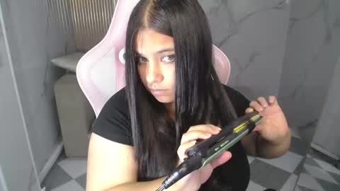 Skarlet online show from February 2026 12:49:01 PM