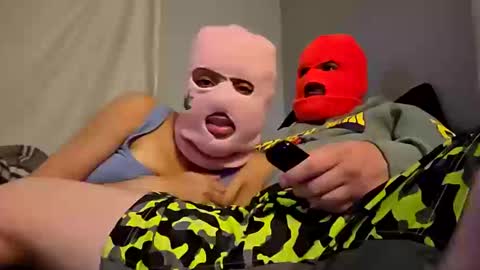 Snapshot of skimaskcouple89108 chatting on October 2025 03:51:02 AM skimaskcouple89108 online show from October 2025 03:51:02 AM