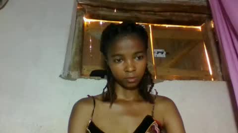 Snapshot of skinny7809 chatting on February 2026 01:32:02 PM skinny7809 online show from February 2026 01:32:02 PM