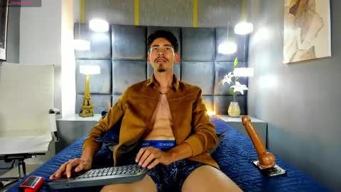 skinny jean  online show from May 2026 08:48:02 PM