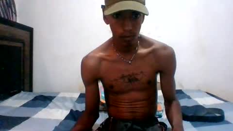 Snapshot of skinny_long_cock chatting on July 2026 04:33:01 PM Albert online show from July 2026 04:33:01 PM