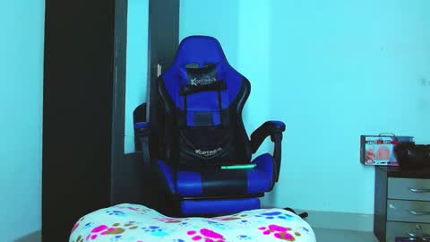 skinny marked online show from February 2025 05:30:01 PM