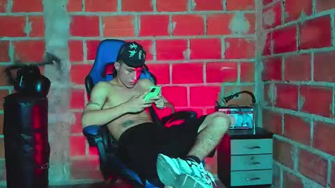 skinny marked online show from October 2025 12:39:02 AM