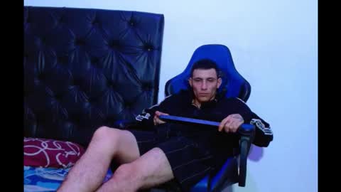 skinny marked online show from February 2026 06:22:02 PM