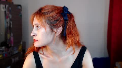 Snapshot of skinny_raven chatting on December 2024 10:04:02 PM Marion online show from December 2024 10:04:02 PM