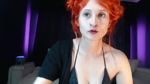 Snapshot of skinny_raven chatting on November 2025 10:10:01 PM Marion online show from November 2025 10:10:01 PM