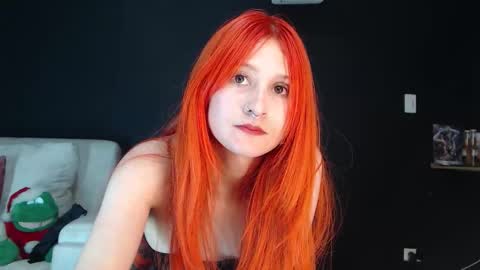 Snapshot of skinny_raven chatting on December 2025 10:15:01 PM Marion online show from December 2025 10:15:01 PM