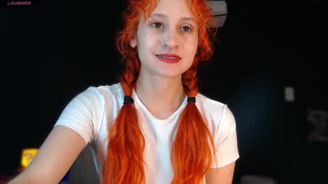 Snapshot of skinny_raven chatting on January 2026 11:40:02 PM Marion online show from January 2026 11:40:02 PM